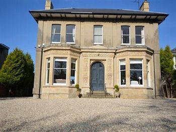 Longworth Villa Cheltenham Exterior photo